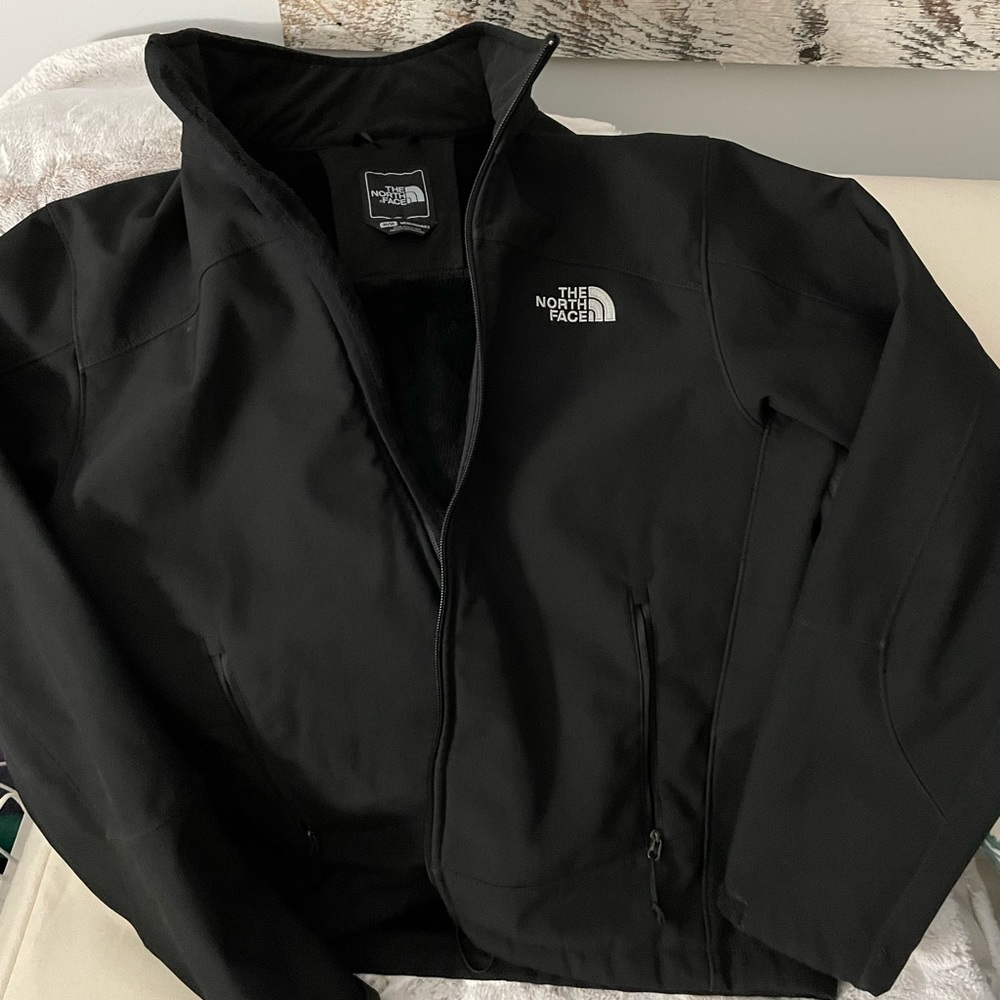 Mens M North Face hard shell jacket with fleece lining